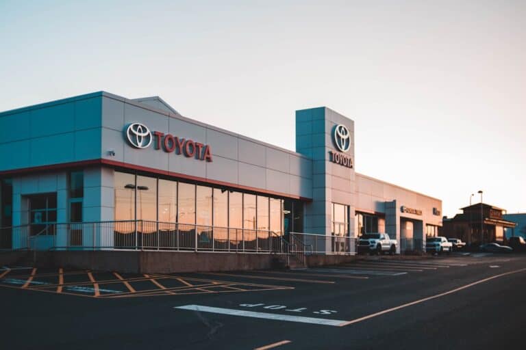 Photo Car dealership
